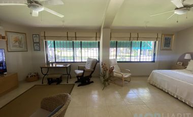 Casa - Fraccionamiento Lomas de Cocoyoc