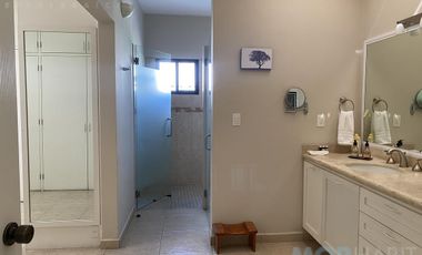 Casa - Fraccionamiento Lomas de Cocoyoc