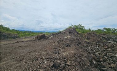 Se vende finca de 67 has con proyecto de cantera en Darién, Metetí