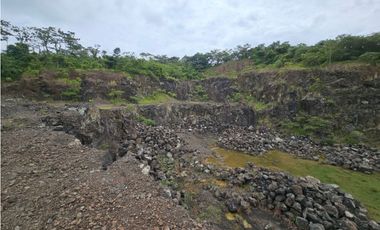 Se vende finca de 67 has con proyecto de cantera en Darién, Metetí