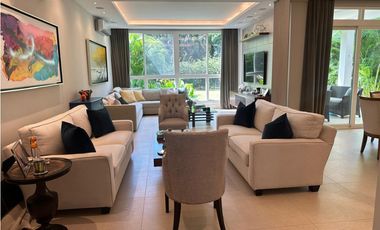 SEA CONFIABLE VENDE CASA EN THE GROVE SANTA MARIA