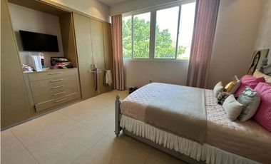 SEA CONFIABLE VENDE CASA EN THE GROVE SANTA MARIA