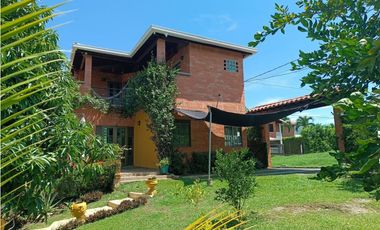 Casa Campestre, Venta o permuta  San Jerónimo Antioquia en Condominio