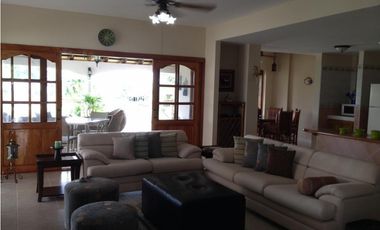 Alquiler de Casa de Playa - Playa blanca