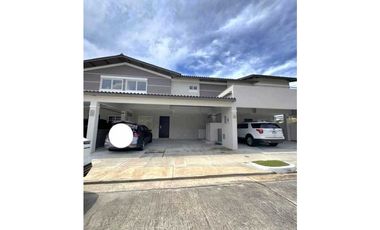 VENTA DE CASA CON  3 REC. PH VILLA SUR