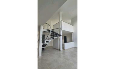 VENTA DE CASA CON  3 REC. PH VILLA SUR