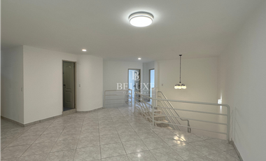 VENTA DE CASA DE 3 NIVELES  EN DOS MARES, BETHANIA (6)