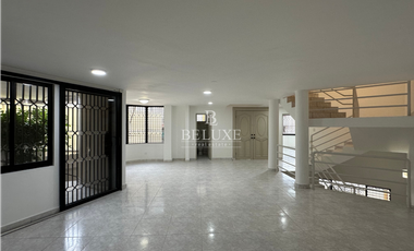 VENTA DE CASA DE 3 NIVELES  EN DOS MARES, BETHANIA (6)