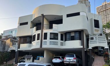 VENTA DE CASA DE 3 NIVELES  EN DOS MARES, BETHANIA (6)