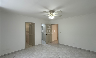 VENTA DE CASA DE 3 NIVELES  EN DOS MARES, BETHANIA (6)