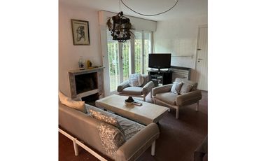 Comoda y amplia casa en Pinamar inmejorable zona IDEAL 2 FAMILIAS