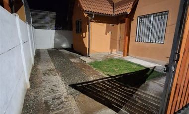 Casa en Arriendo en Amoblada, Las Pircas Oriente, Machali