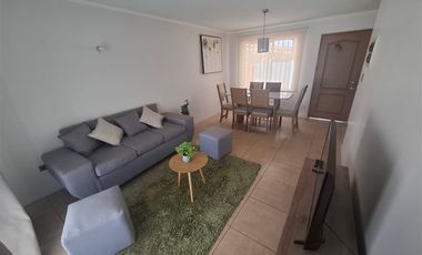 Casa en Arriendo en Amoblada, Las Pircas Oriente, Machali