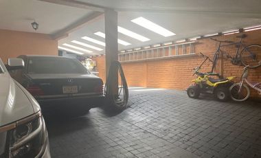 Venta de lujosa casa en San Jerónimo Lidice