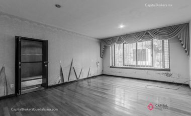Magnifica casa en venta a Remodelar en Colonia  las Fuentes