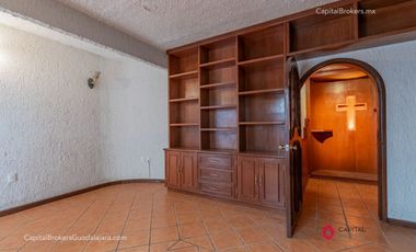 Magnifica casa en venta a Remodelar en Colonia  las Fuentes