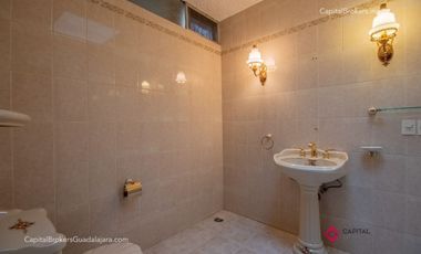 Magnifica casa en venta a Remodelar en Colonia  las Fuentes