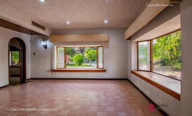 Magnifica casa en venta a Remodelar en Colonia  las Fuentes