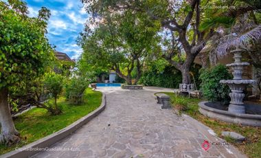 Magnifica casa en venta a Remodelar en Colonia  las Fuentes