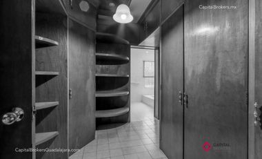 Magnifica casa en venta a Remodelar en Colonia  las Fuentes