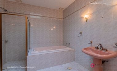 Magnifica casa en venta a Remodelar en Colonia  las Fuentes
