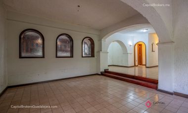 Magnifica casa en venta a Remodelar en Colonia  las Fuentes