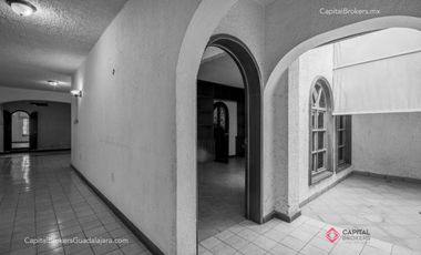 Magnifica casa en venta a Remodelar en Colonia  las Fuentes
