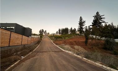 Amplio Terreno en Excelente Ubicación en Los Pinos de Renaca