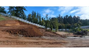 Amplio Terreno en Excelente Ubicación en Los Pinos de Renaca