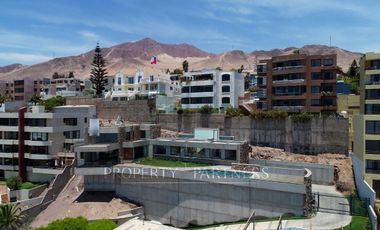 Exclusiva casa mediterránea, con piscina y vista panorámica a la costa, arquitecto Marcelo Rossi