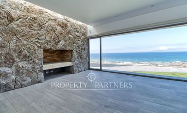 Exclusiva casa mediterránea, con piscina y vista panorámica a la costa, arquitecto Marcelo Rossi