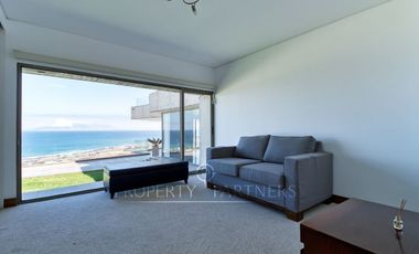 Exclusiva casa mediterránea, con piscina y vista panorámica a la costa, arquitecto Marcelo Rossi