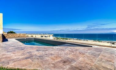 Exclusiva casa mediterránea, con piscina y vista panorámica a la costa, arquitecto Marcelo Rossi