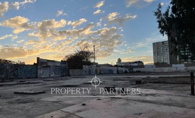 Inversionistas, Terreno comercial y habitacional  en Av. Balmaceda, Calama