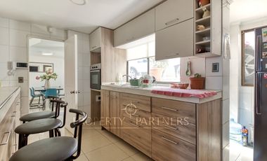 Sector Sur, Maravillosa Casa Familiar