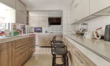 Sector Sur, Maravillosa Casa Familiar