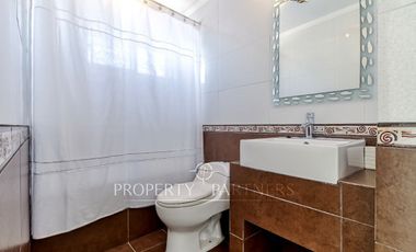 Casa en Jardines del Sur con Piscina y Excelente Ubicación.