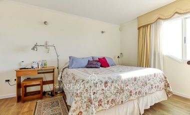 Gran casa de 5 dormitorios en Sector Jardines del Sur