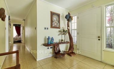 Gran casa de 5 dormitorios en Sector Jardines del Sur