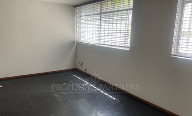 Venta de propiedad completa con oficinas a pasos de clínica Antofagasta