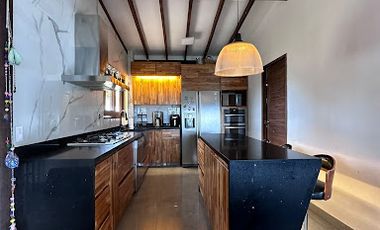 VENTA de CASAS en SABANETA