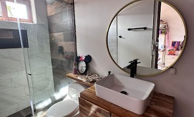 VENTA de CASAS en SABANETA