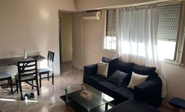 Departamento en venta - 2 Dormitorios 1 Baño - 52Mts2 - Lanús
