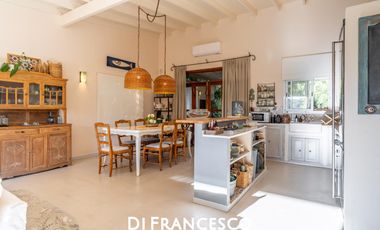 Venta - Casa de  3 ambientes en Pinamar - Barrio Náyades