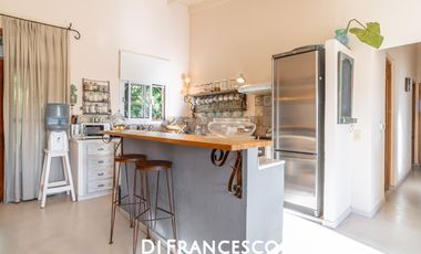 Venta - Casa de  3 ambientes en Pinamar - Barrio Náyades