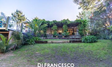 Venta - Casa de  3 ambientes en Pinamar - Barrio Náyades