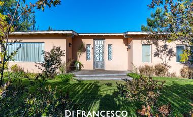 Venta - Casa de  3 ambientes en Pinamar - Barrio Náyades