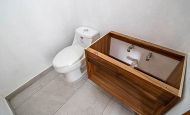 Casa en venta por Mariano Otero, Zapopan Jalisco.