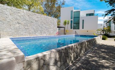 Casa en venta por Mariano Otero, Zapopan Jalisco.