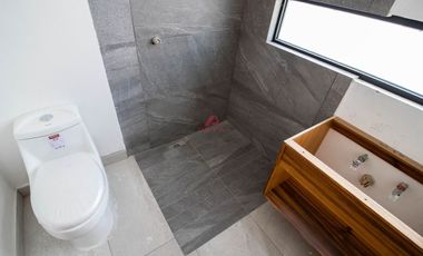 Casa en venta por Mariano Otero, Zapopan Jalisco.